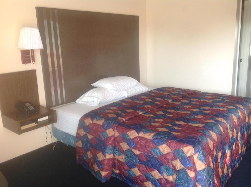 Classic Inn Early Luaran gambar